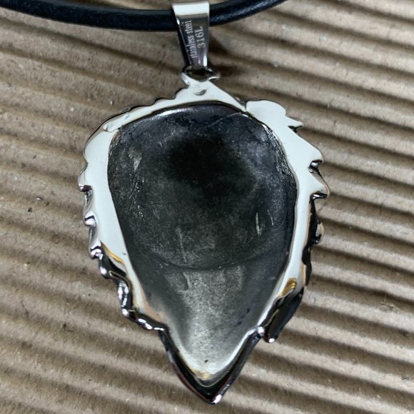NEW 316L Stainless Steel Lion Head Pendant on a Black Cord Necklace - Picture 4 of 4